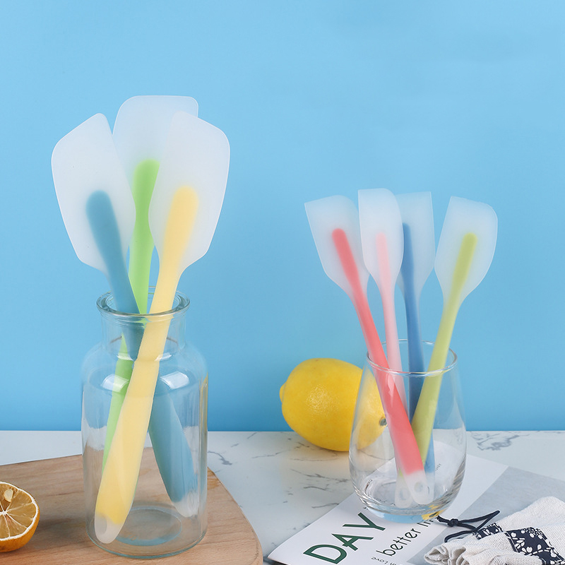 Spatola flessibile in silicone - Kitchen Gadgets To Have recensione e prezzo